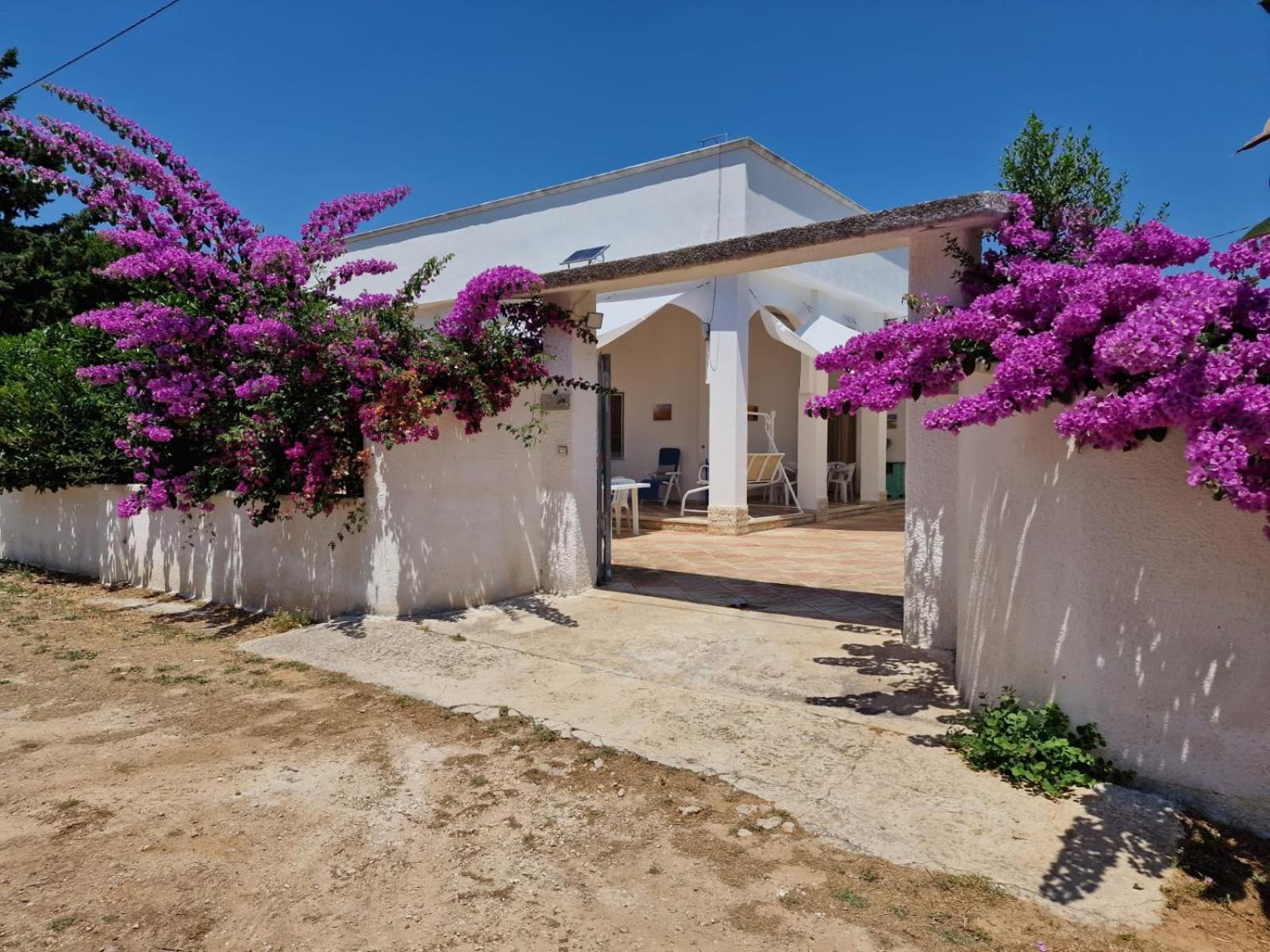 Villa Carmela A San Pietro In Bevagna Ngoại thất bức ảnh